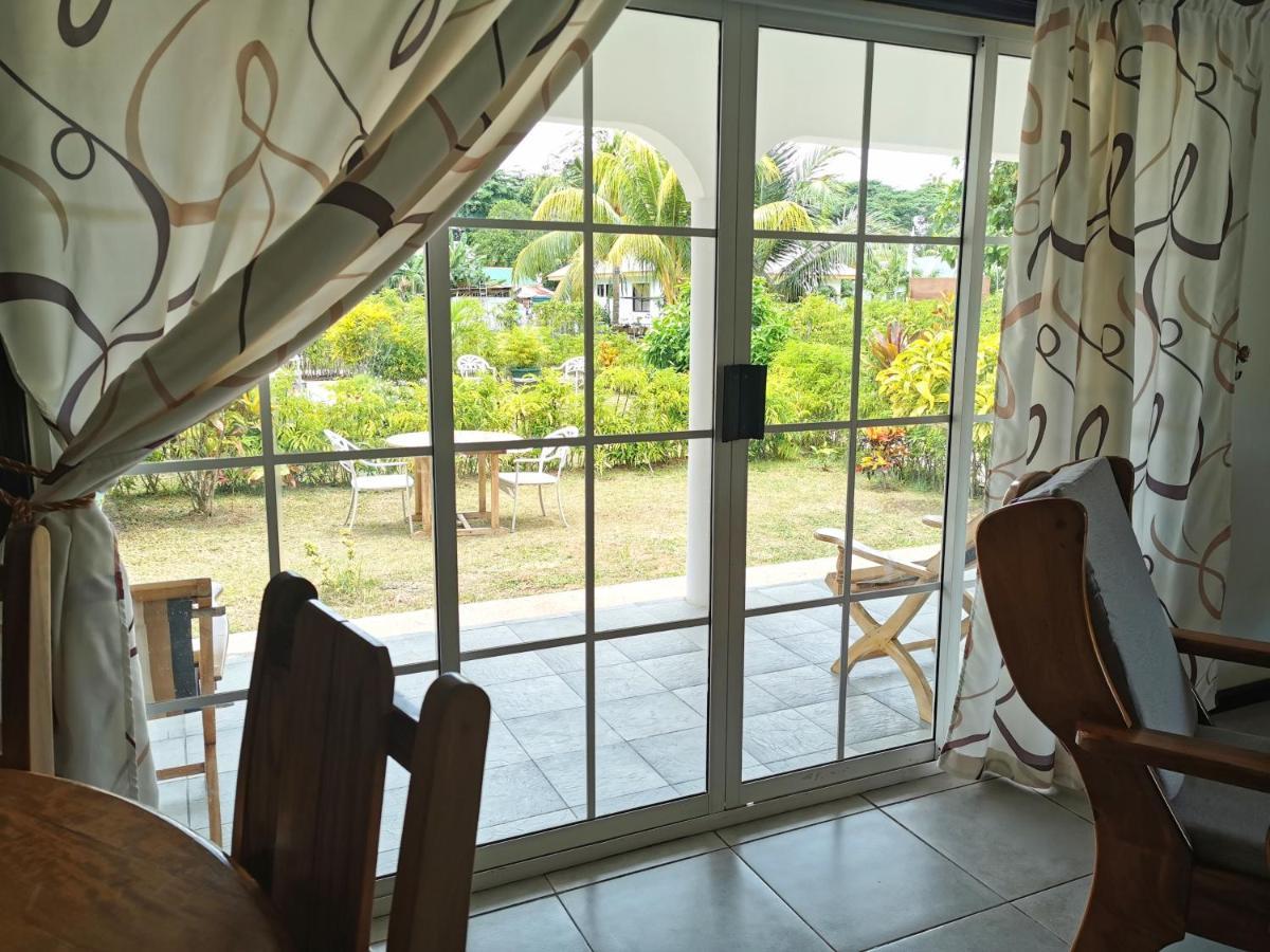 Chez Marva Grande Villa Coco 3 A 12 Personnes La Digue Buitenkant foto