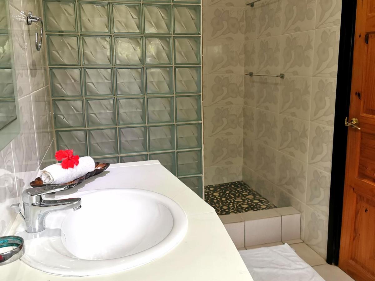 Chez Marva Grande Villa Coco 3 A 12 Personnes La Digue Buitenkant foto
